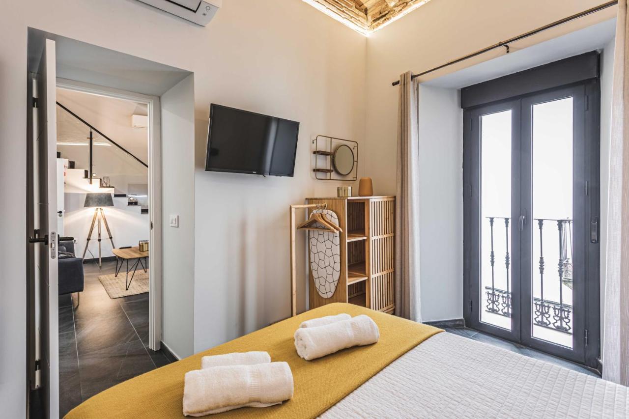 Apartamentos Caceres Central Suites "Torres De Caceres" Экстерьер фото
