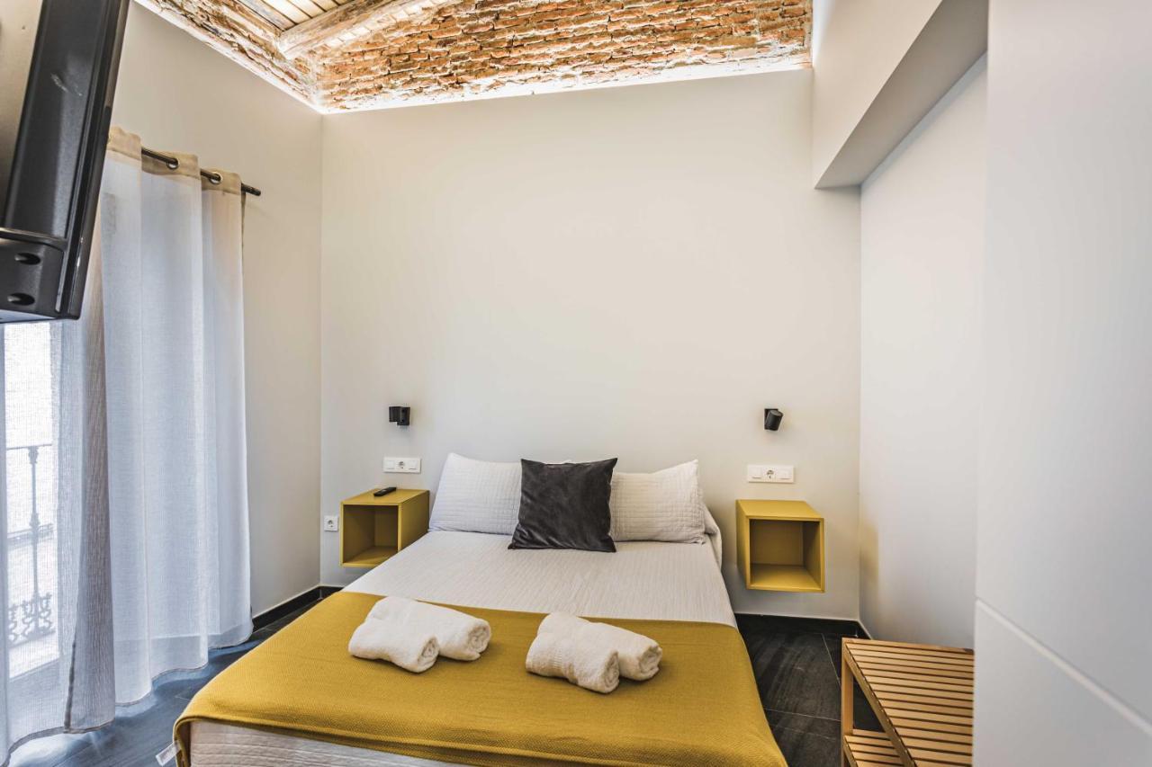 Apartamentos Caceres Central Suites "Torres De Caceres" Экстерьер фото