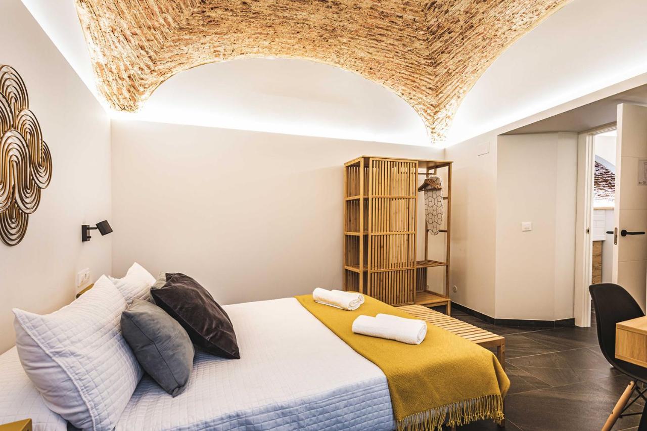 Apartamentos Caceres Central Suites "Torres De Caceres" Экстерьер фото